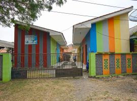 SPOT ON 92666 Rumah Kos Arafah Syariah，位于庞越的酒店