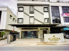 SUPER OYO 93064 Alhesa Residence