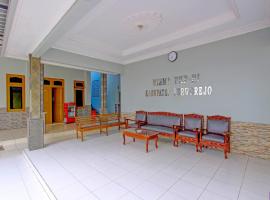 Super OYO 91748 Wisma Pkpri Purworejo，位于Purworejo的酒店