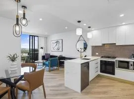 Southport Lux top floor apartment