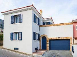 Asprou Villa with roof pool，位于弗隆塔多斯的酒店