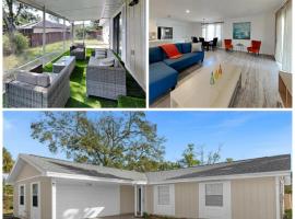 7326-3-LF-Bungalow with lake view near Universal，位于奥兰多的酒店