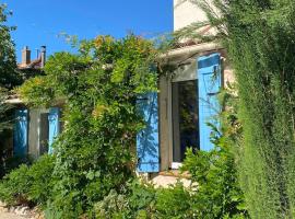une pépite ZEN et COSY, parking jardin, idéal pour se ressourcer au calme，位于勒卡内的酒店