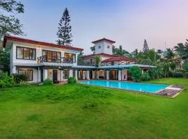 SaffronStays Sea La Vie