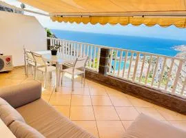 BALCON de AMADORES con vista al océano