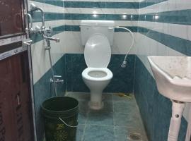 City dormitory guest house，位于巴特那的酒店
