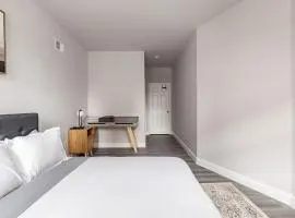 Philly Getaway - Chic Stay Near Center City