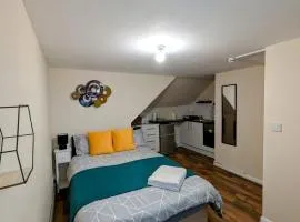 Cosy Loft Studio in Town Centre