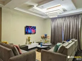 Chic apart with parking near the airport