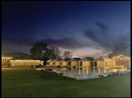 Tvam Retreat & Resorts，位于古尔冈的酒店