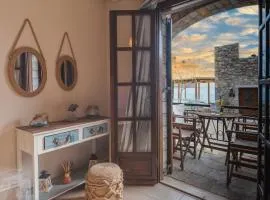 Plaka on the water Ground floor