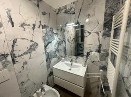 Room Raffinata Stile e Comfort
