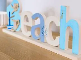 Leo's Beach Haven