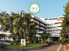 Quark Hotel Milano，位于米兰的带泳池的酒店