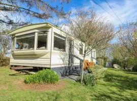 Fron Dderw Caravan