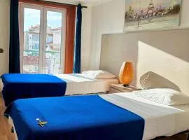 3Lisbon Downtown Private Bedroom River View