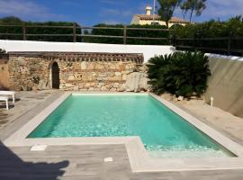 Villa Aurora Con Piscina Privata，位于斯廷蒂诺的酒店