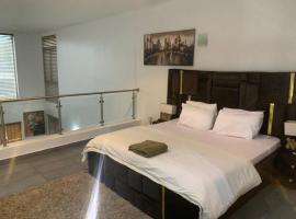 1 bedroom Loft，位于Ajibade的酒店