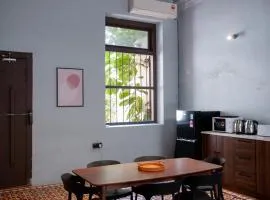 Aayu Heritage - Heritage Home in Stewart Lane