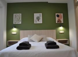 Av&iacute;o Apartamentos，位于圣地亚哥－德孔波斯特拉的自助式住宿