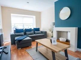 2 BDR House By Caledonia Luxe Stays Short Lets & Serviced Accommodation Bathgate