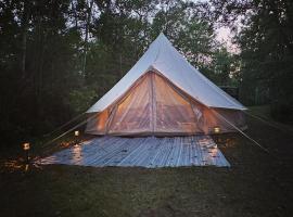 Everlong Acres Belle Tent，位于Owlseye的酒店