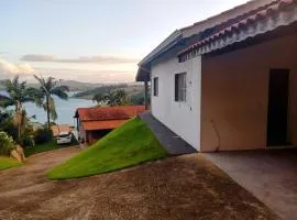 Casa vista incrível da Represa