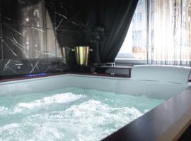 Euforia - Jacuzzi apartment Ukmergė，位于乌克梅尔盖的酒店