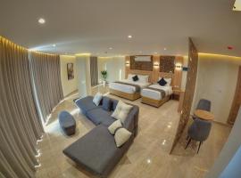 Grand Season Hotel，位于亚喀巴的住宿