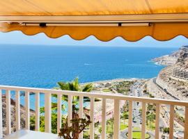 BALCON de AMADORES con vista al océano，位于阿马多雷斯的酒店