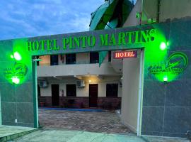 Hotel Pinto Martins，位于卡莫辛的酒店