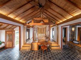 Hang Mua Ecolodge，位于宁平的酒店
