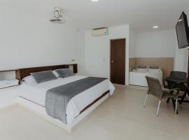 Hotel Plataneras Confort，位于Turbo的酒店