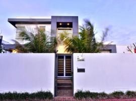 Spectacular Luxury Home，位于格莱内尔格的酒店
