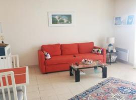 Entire Condo in Nice，位于尼斯的酒店