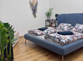 Su&scaron;ilova 14 apartments IV，位于普热罗夫的宠物友好酒店