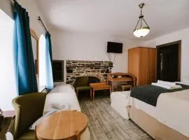 Ξενώνας Οικία Φαρδύ