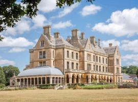 Heritage Palace Walton Hall by Dancenter，位于威利斯伯恩黑斯庭的酒店
