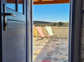 Apartment Salvia - Stivan, Cres - 900 m to Merascica beach，位于Štivan的酒店