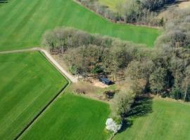 Twente Cabin Hezingen，位于Hezingen的酒店