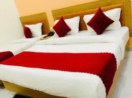 Hotel The Rise At Delhi Airport