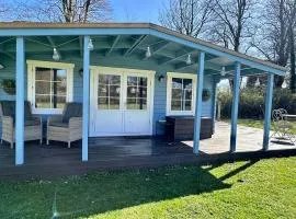 Oak View Lodge: Cosy, Countryside Retreat