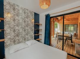 Maison de charme à 3 min de la mer - Habitation La Pinède，位于圣安尼的酒店