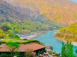 ALOHA ON SACRED GANGES with INFINITY POOL