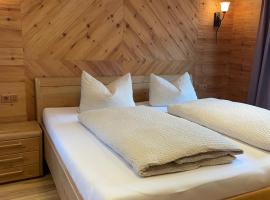 Großzügige Ferienwohnung Gimpl Kathi mit Bergblick，位于鲁波尔丁的酒店