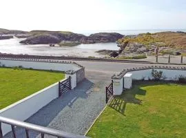 Porth House-Beach Front-3 Bed-3 Bath - SPA POOL and SAUNA
