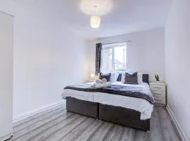 Spacious 2 Bed Apartment South London
