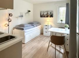 Påskeferie! Fin og nyoppusset studioleilighet for to - gratis parkering og el-lading，位于特隆赫姆的酒店