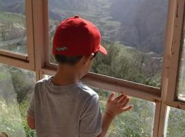 Dana Village lodge and Camp-Wadi Dana Eco camp，位于达纳的酒店