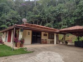 Pousada Sítio Cachoeirinha，位于弗洛里亚努元帅镇的酒店